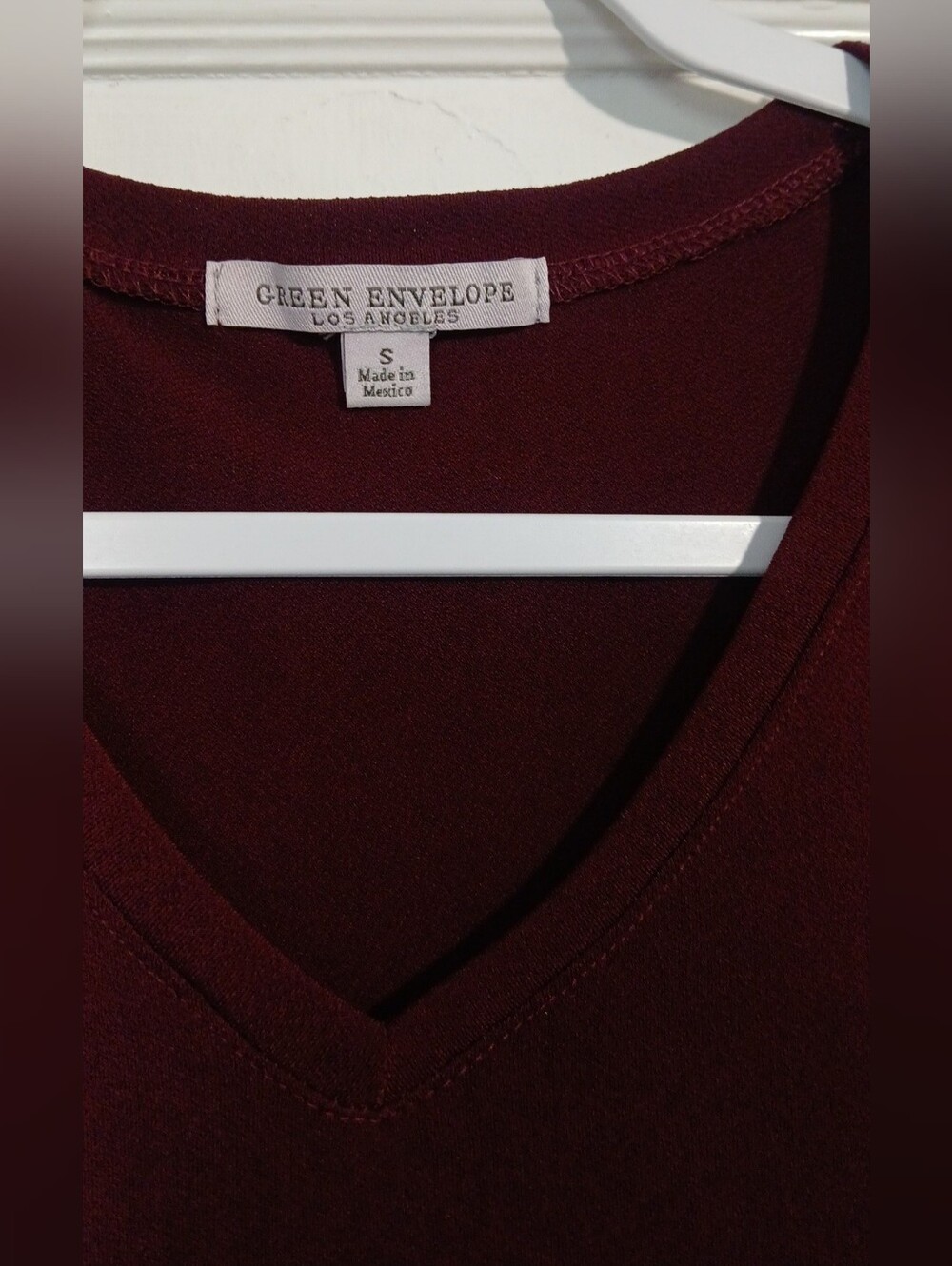 Green Envelope Burgundy V-Neck Puff Sleeve Tee - Picture 4 of 7